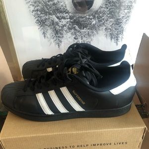 Adidas superstar